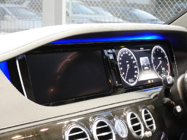 MERCEDES BENZ S-Class