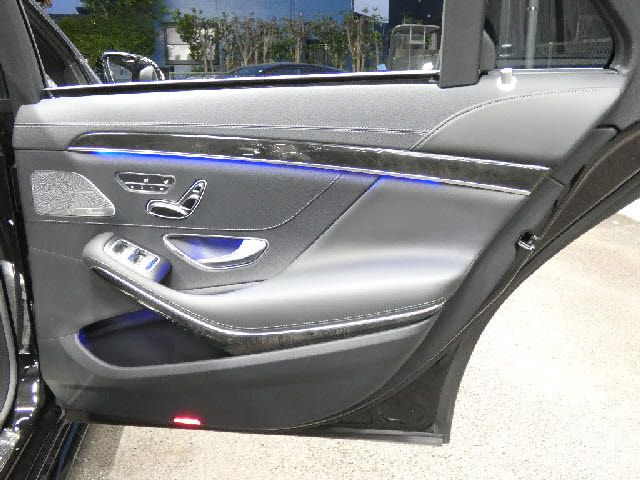 MERCEDES BENZ S-Class