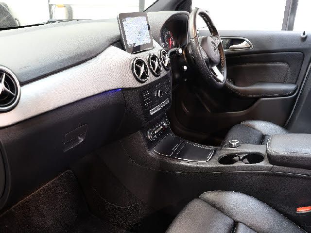MERCEDES BENZ B-Class