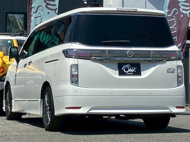 ELGRAND  4WD