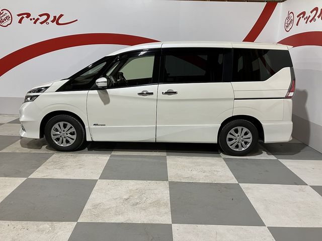 SERENA  S-HYBRID 4WD