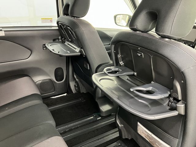 SERENA  S-HYBRID 4WD