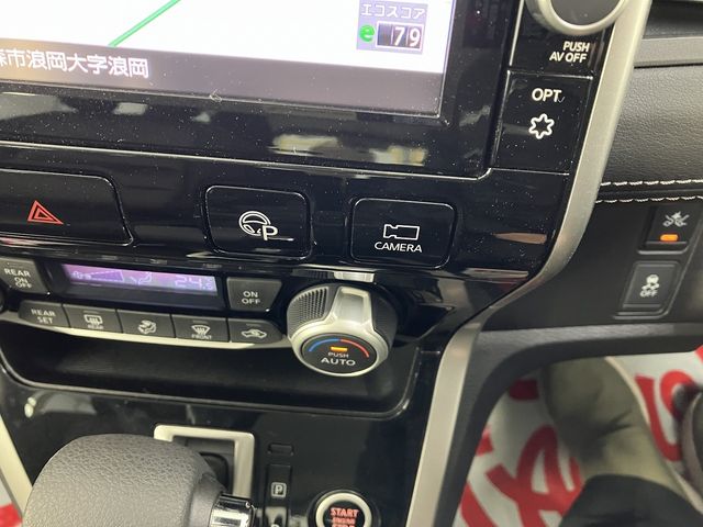 SERENA  S-HYBRID 4WD