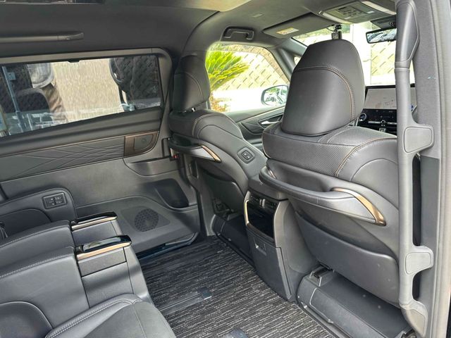 ALPHARD hybrid