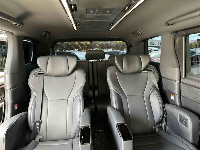 ALPHARD hybrid