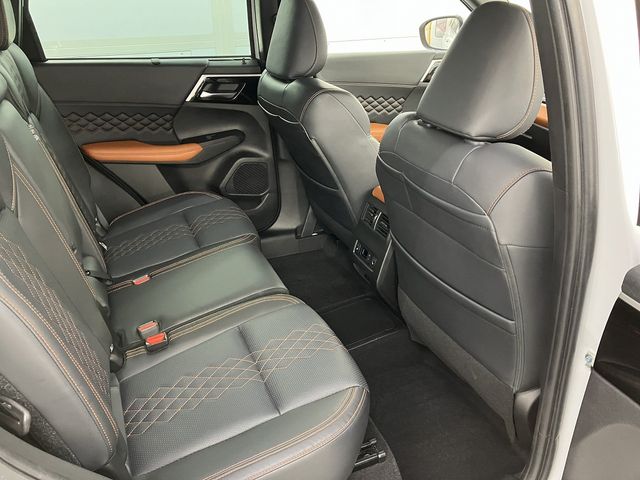 OUTLANDER PHEV
