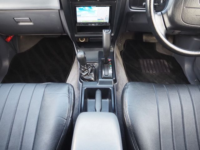 HILUXSURF wagon 4WD