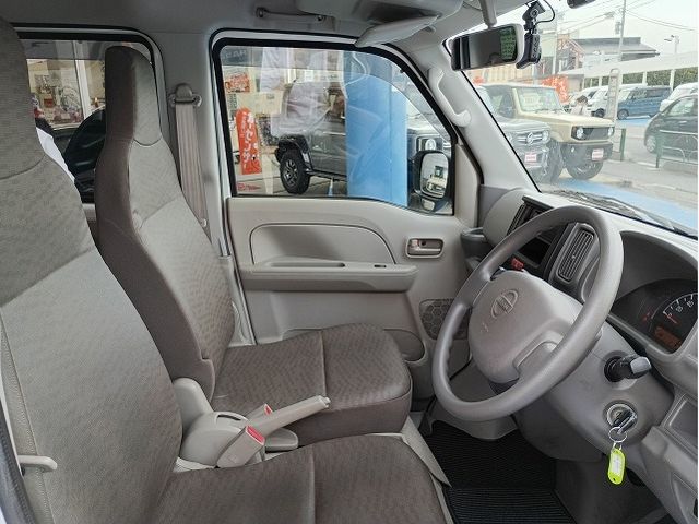 NV100 CLIPPER