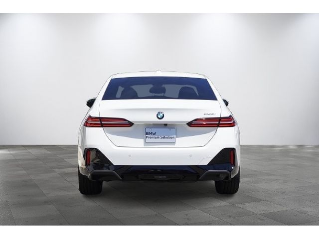 BMW 5 Series sedan