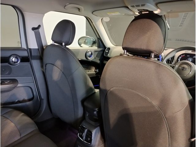 MINI COOPER D CROSSOVER