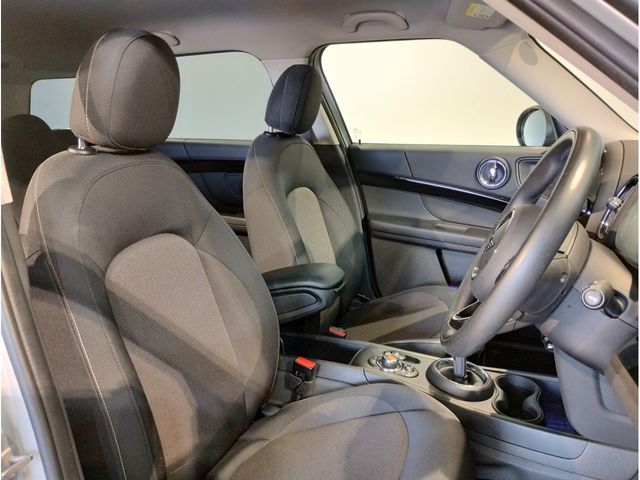 MINI COOPER D CROSSOVER