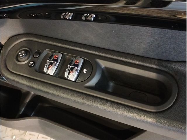MINI COOPER D CROSSOVER