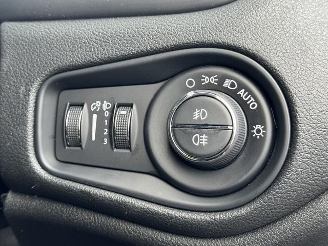JEEP Renegade 4WD