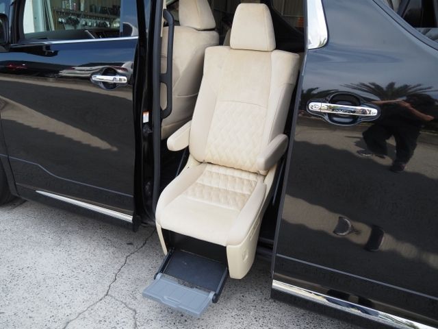 ALPHARD hybrid 4WD