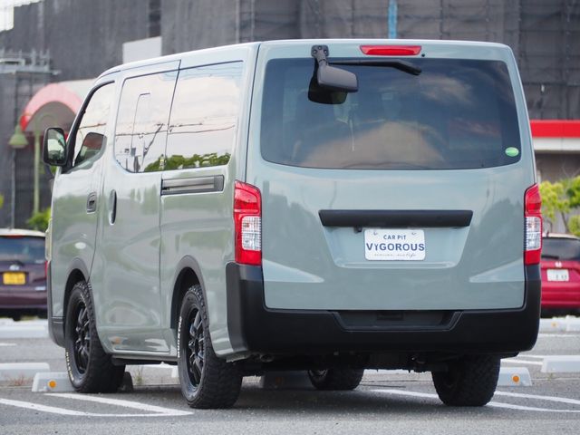 NV350 CARAVAN 1.2t