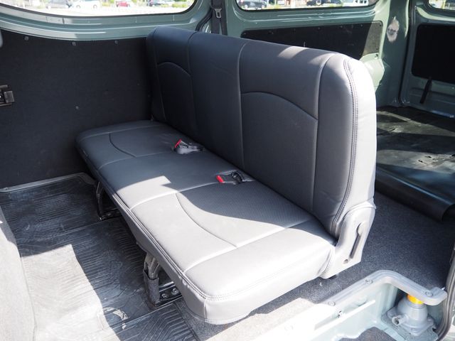 NV350 CARAVAN 1.2t