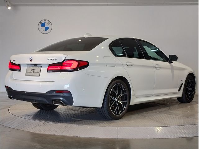 BMW 5 Series sedan