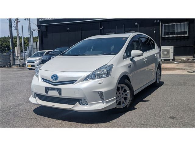 PRIUS Alpha