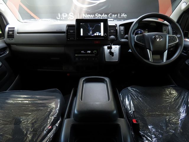 HIACE van 2WD