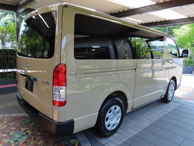 HIACE van 2WD