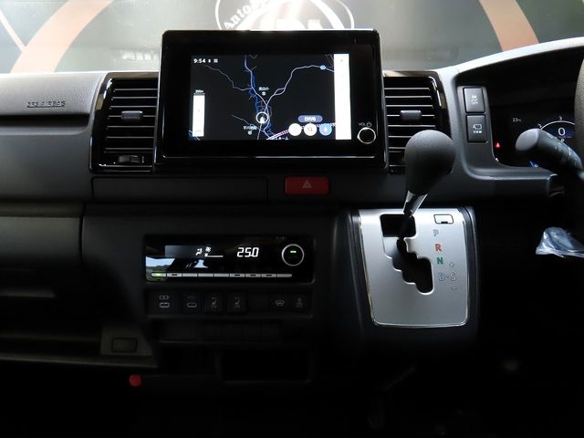HIACE van 2WD