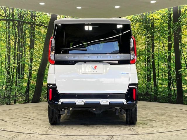 DELICA MINI