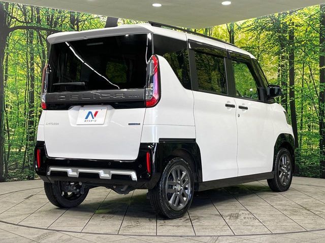 DELICA MINI