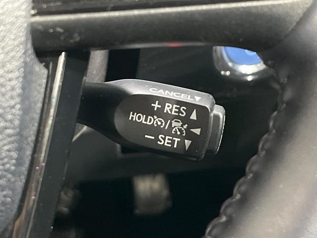 PRIUS 4WD