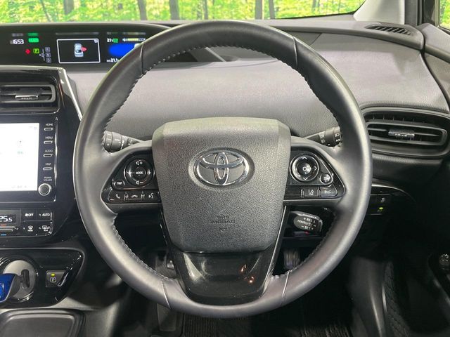 PRIUS 4WD