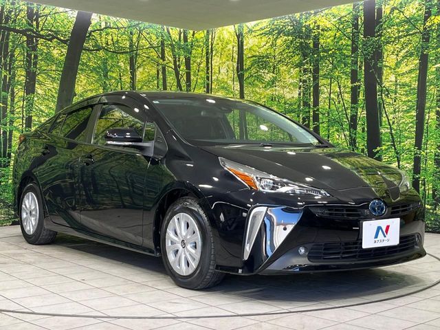 PRIUS 4WD