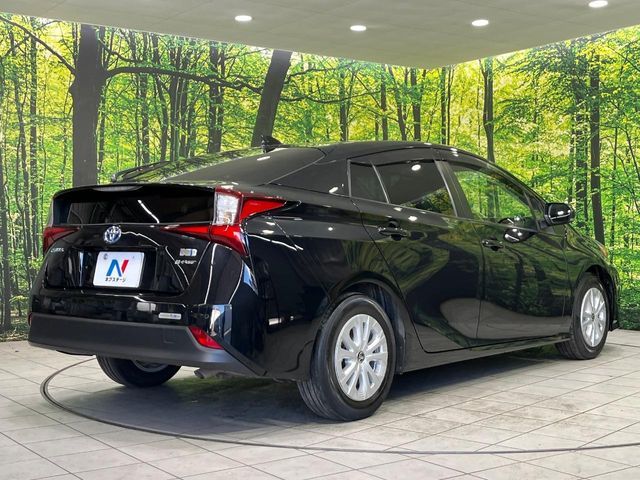PRIUS 4WD