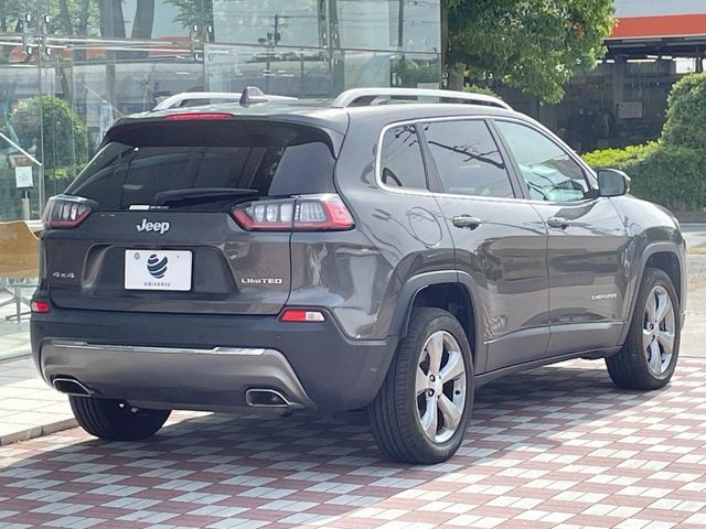 JEEP CHEROKEE