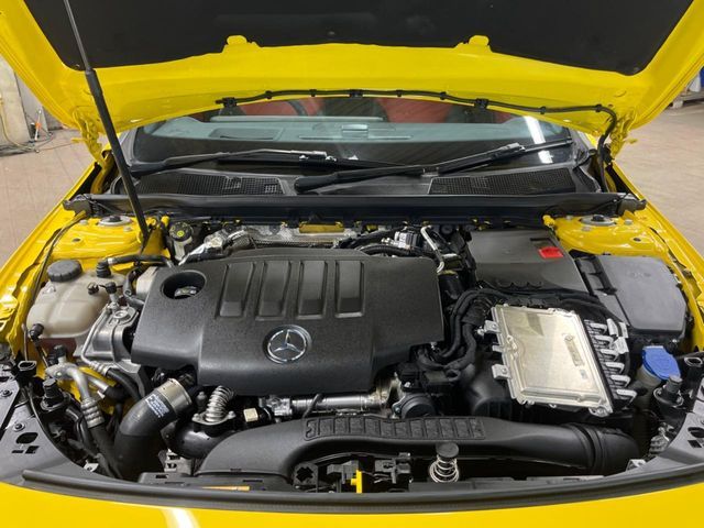 MERCEDES BENZ CLA class