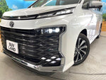 VOXY HYBRID