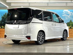 VOXY HYBRID