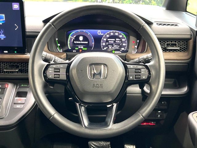 STEPWAGON e:HEV SPADA
