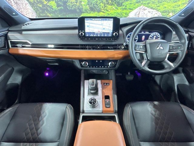 OUTLANDER PHEV