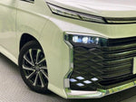 VOXY HYBRID