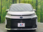 VOXY HYBRID