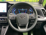 VOXY HYBRID