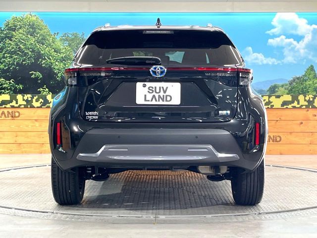 YARIS CROSS HYBRID