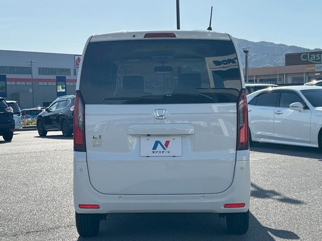 N-BOX