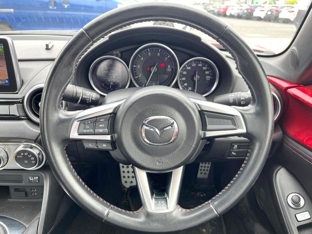 ROADSTER