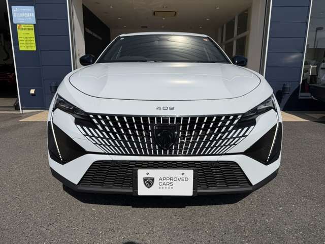 PEUGEOT 408
