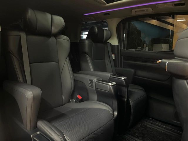 ALPHARD hybrid 4WD
