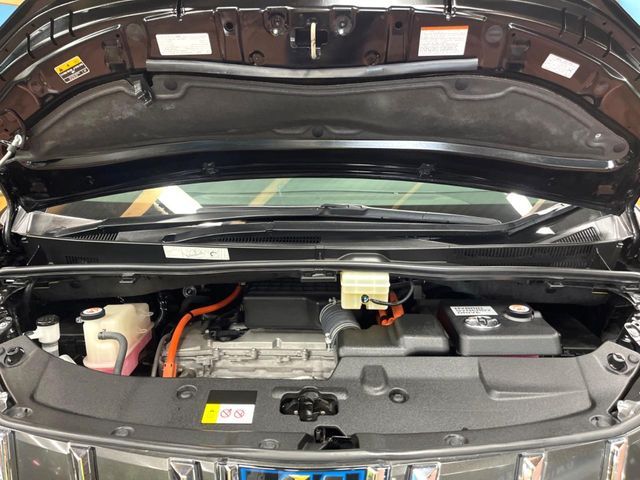 ALPHARD hybrid 4WD