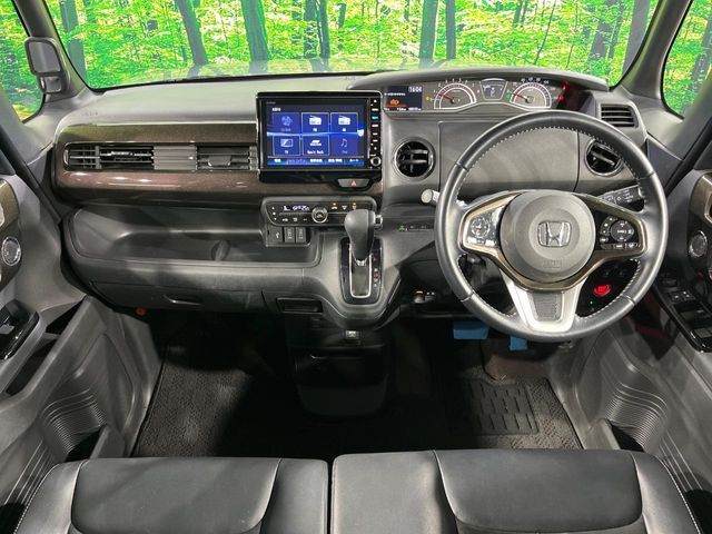 N-BOX CUSTOM