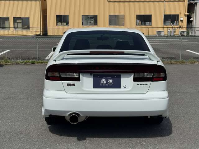 LEGACY B4