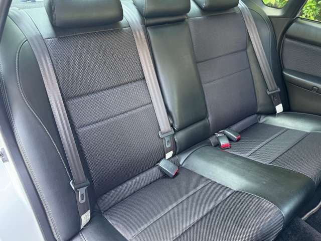 LEGACY B4