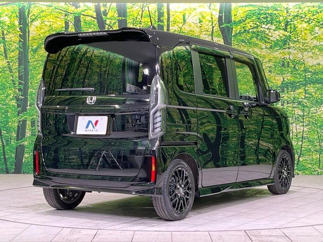 N-BOX CUSTOM